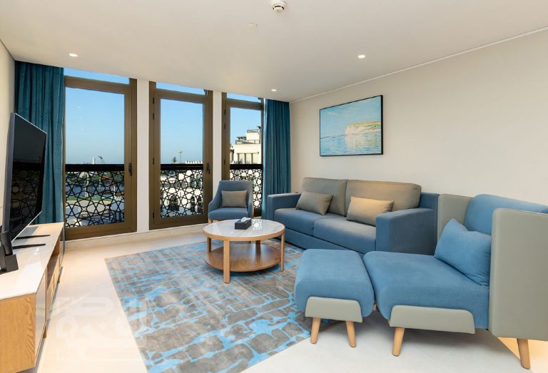 Furnished 1-BHK | Balcony | Sea View | Gym & Pool